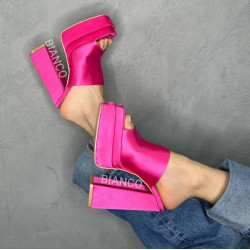 Mules satine block heels